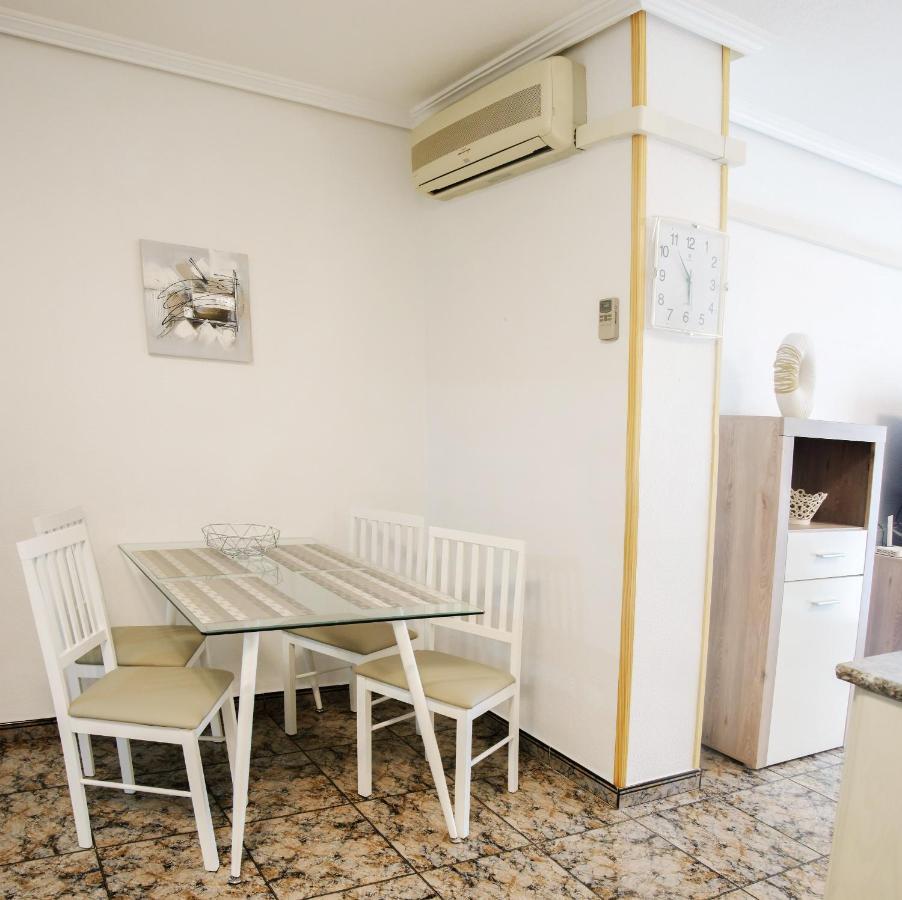 Holiday La Loma Apartment Torrevieja Eksteriør bilde